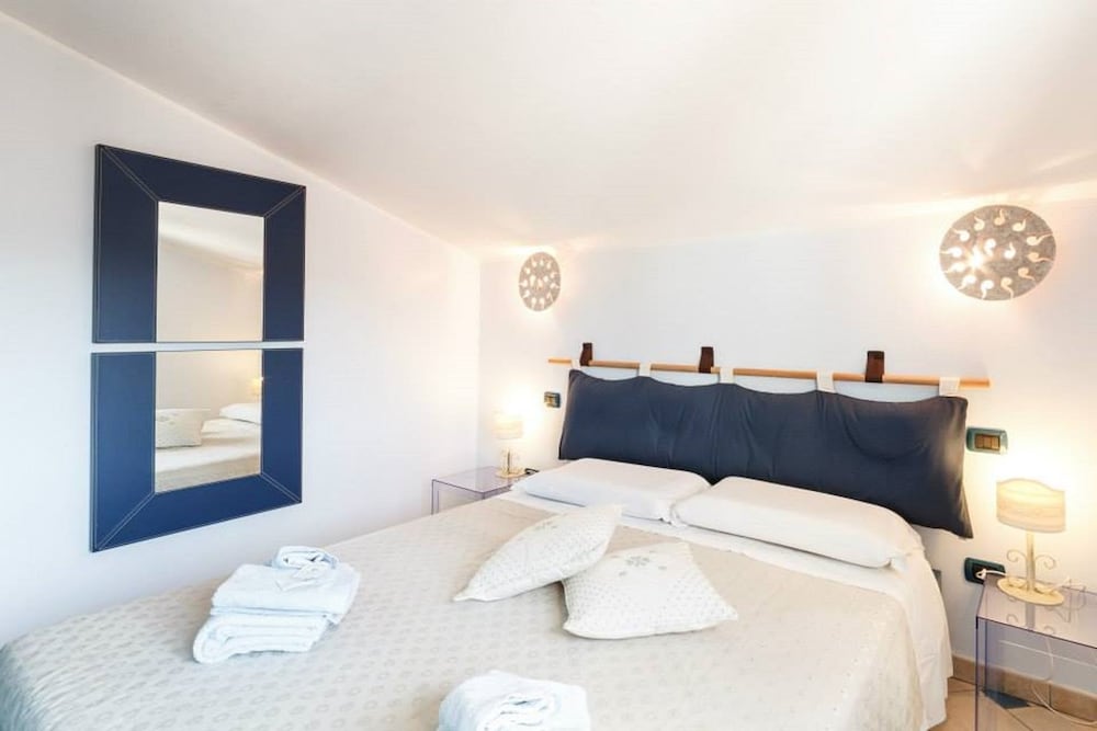 Basic Apartment, 2 Bedrooms, City View, Tower