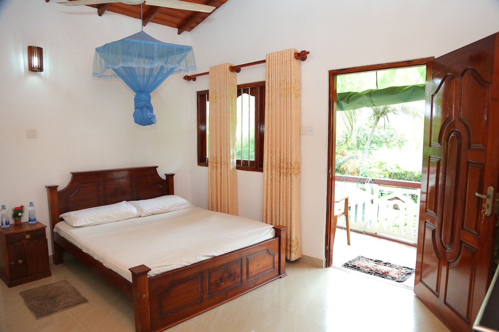 Non A/C Room photo 2