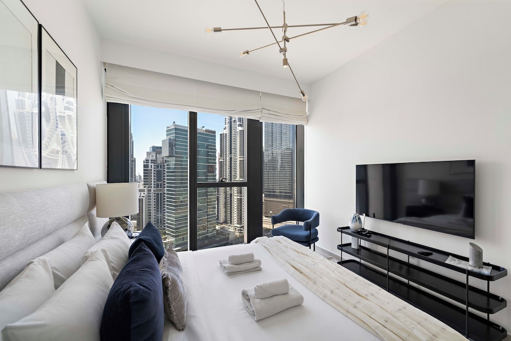 Deluxe Apartment, City View photo 2