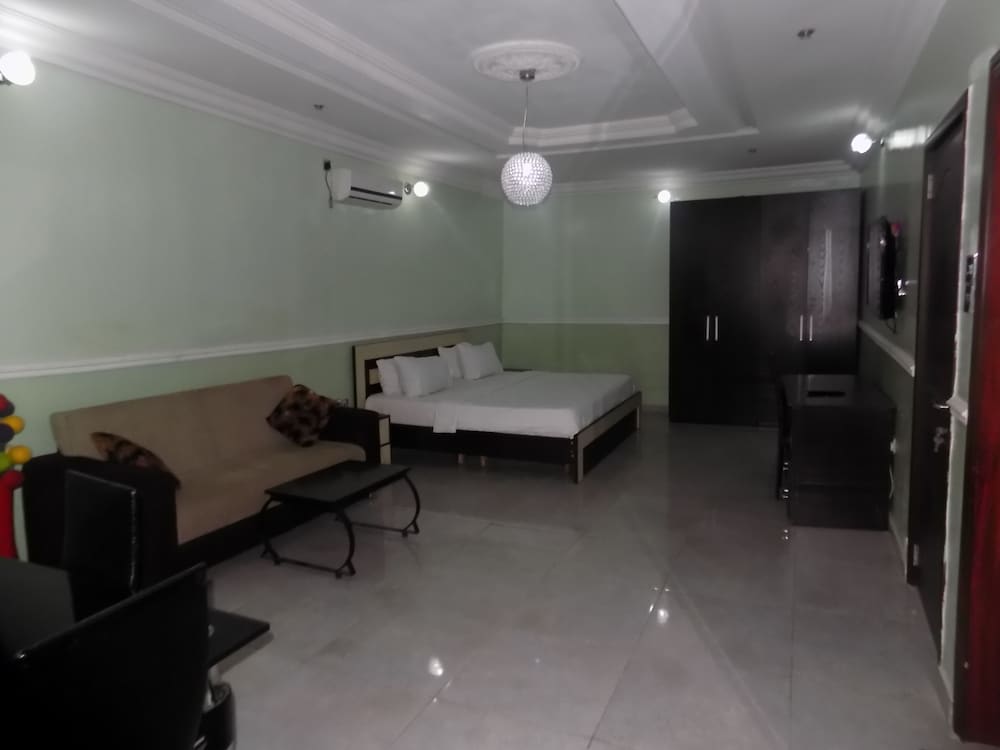 Executive Suite photo 1