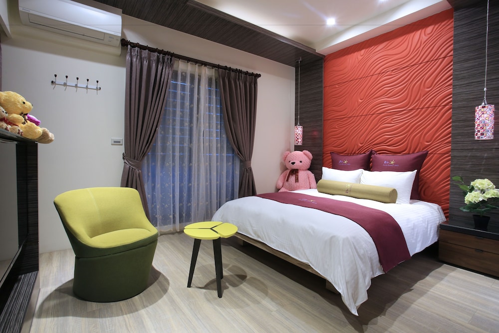 Romantic Double Room, Non Smoking photo 3