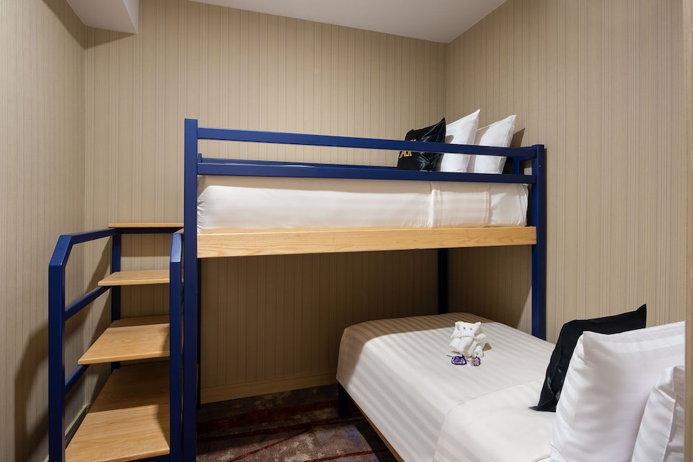 Bunk Bed Family Room photo 2