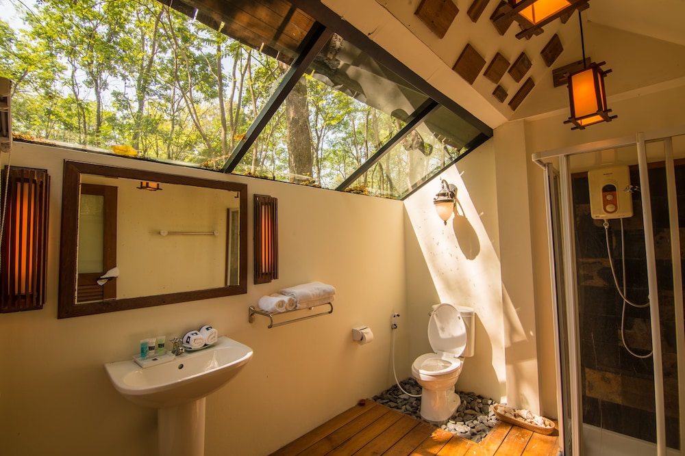 4 Bedrooms Villa photo 2