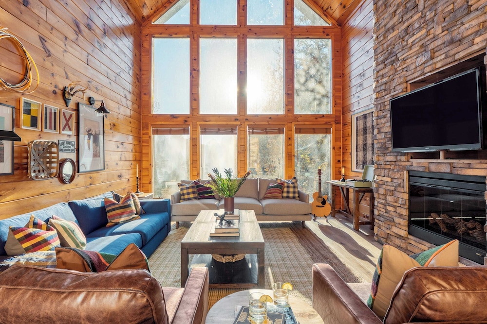 House (5 Bedrooms)