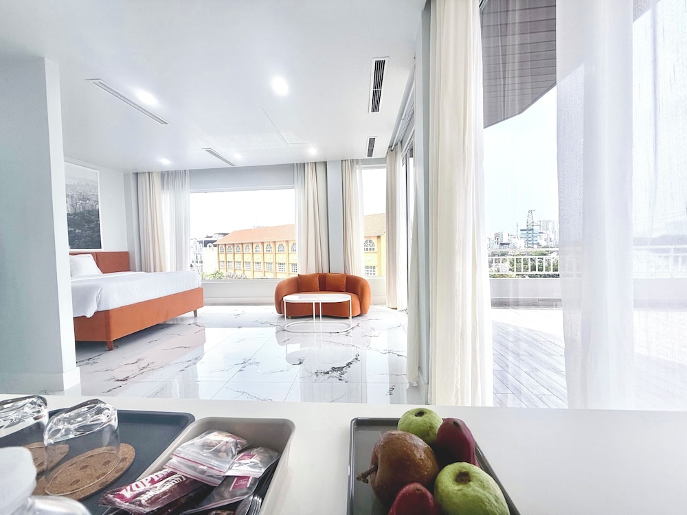 Luxury Deluxe King