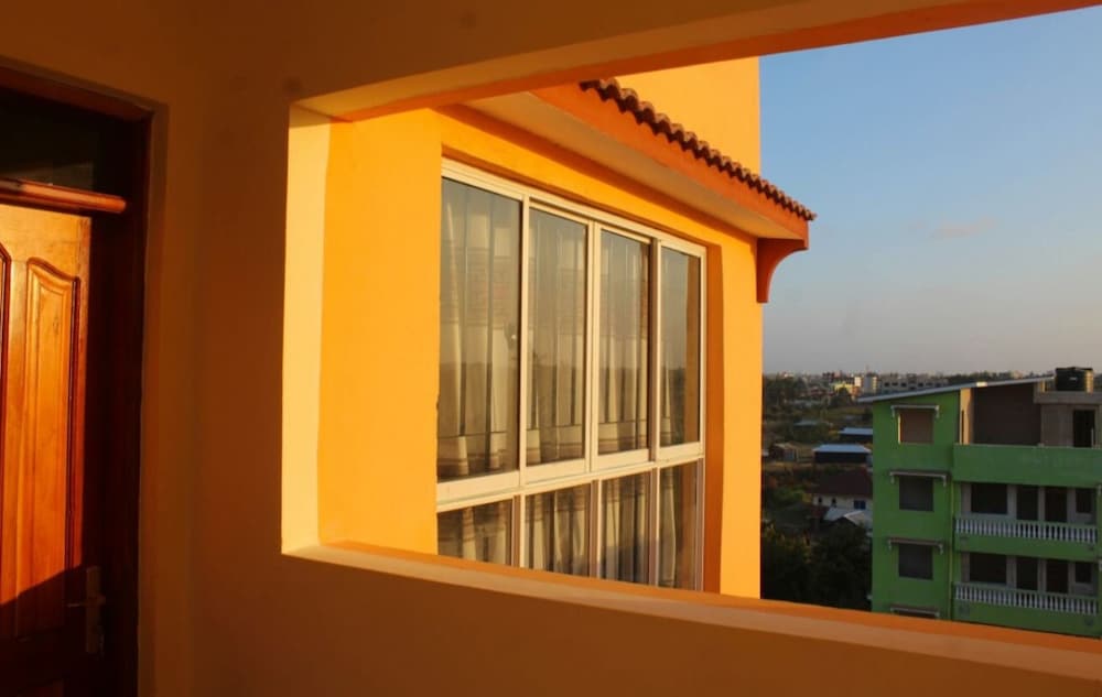 Penthouse, 2 Bedrooms photo 3
