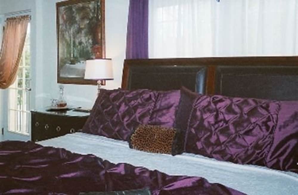 Valencia Room
