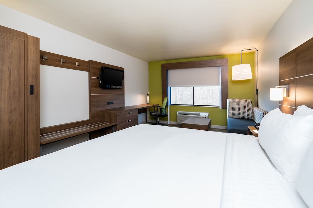 Standard Room, 1 King Bed - Photo 2
