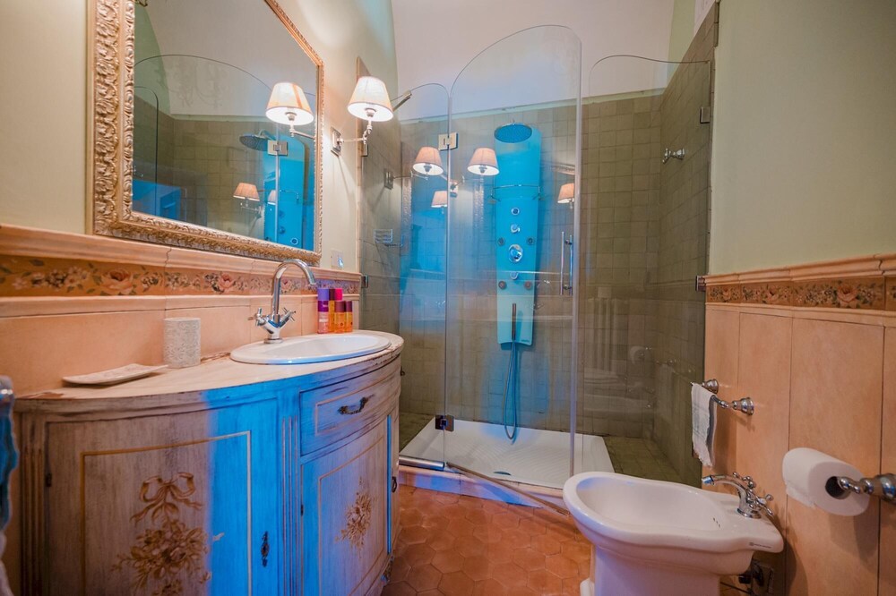 Villa photo 3