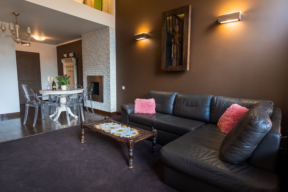 Classic Apartment - Photo 4