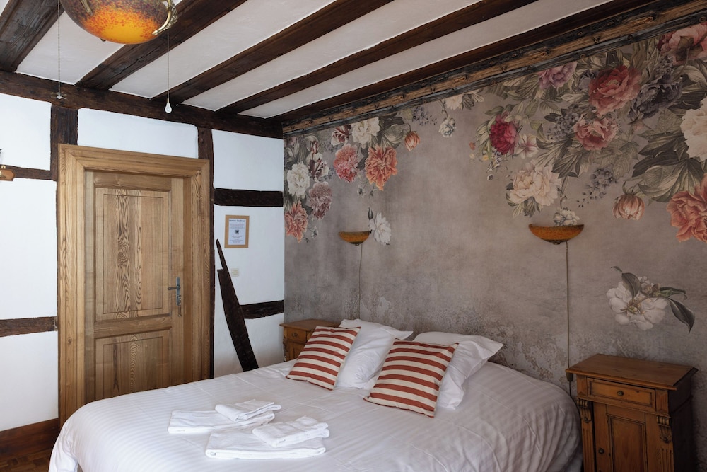 Standard Room, Garden View