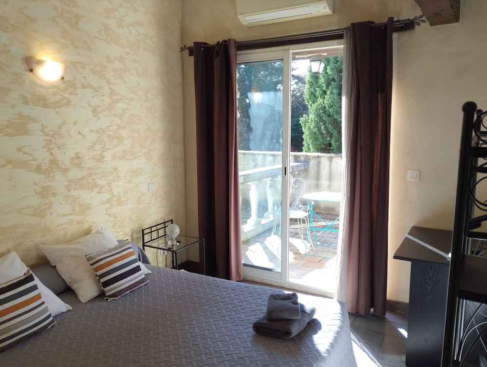Club Room photo 3