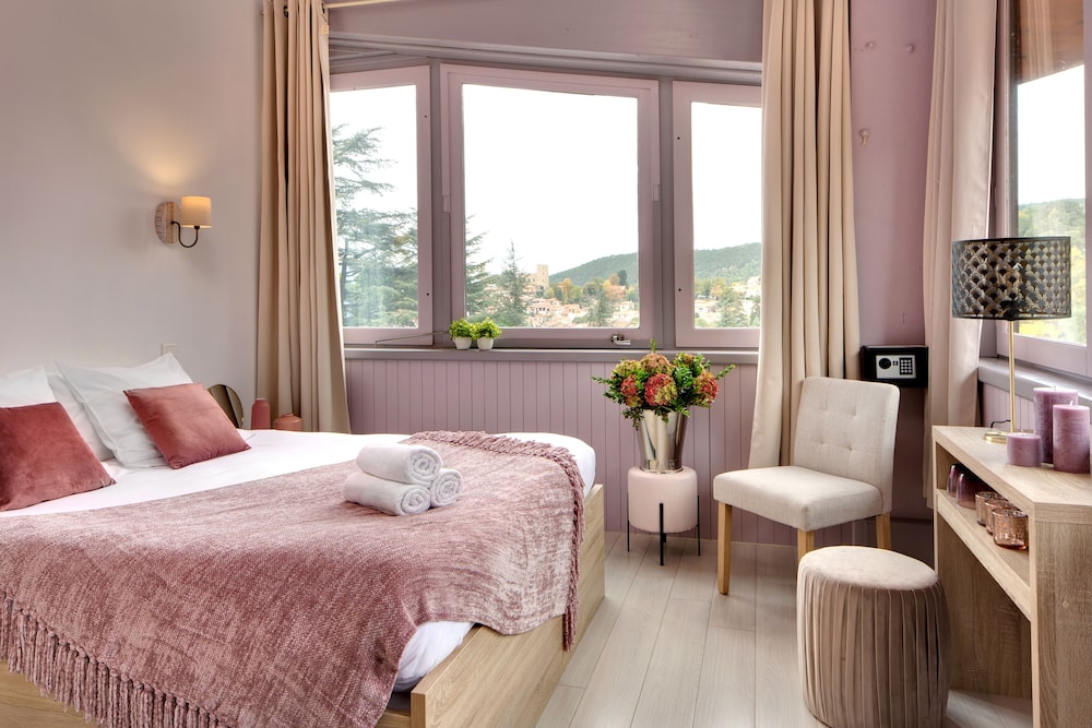 Double Room - Photo 3