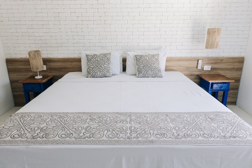 Luxury Twin Room - Photo 6