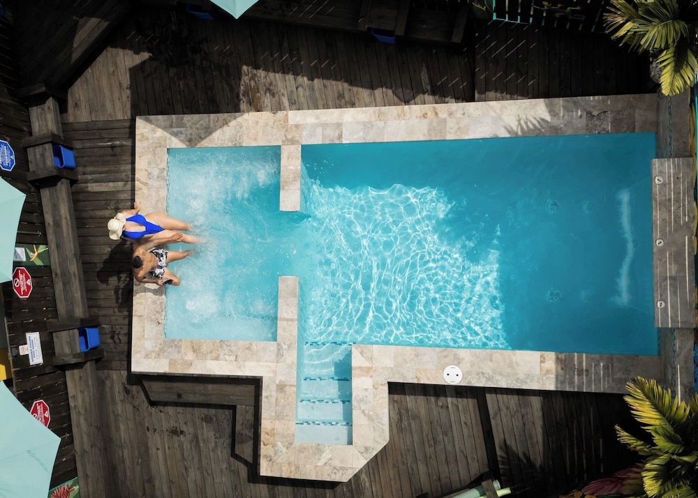 Exclusive Double Room, 2 Bedrooms, Pool View photo 1