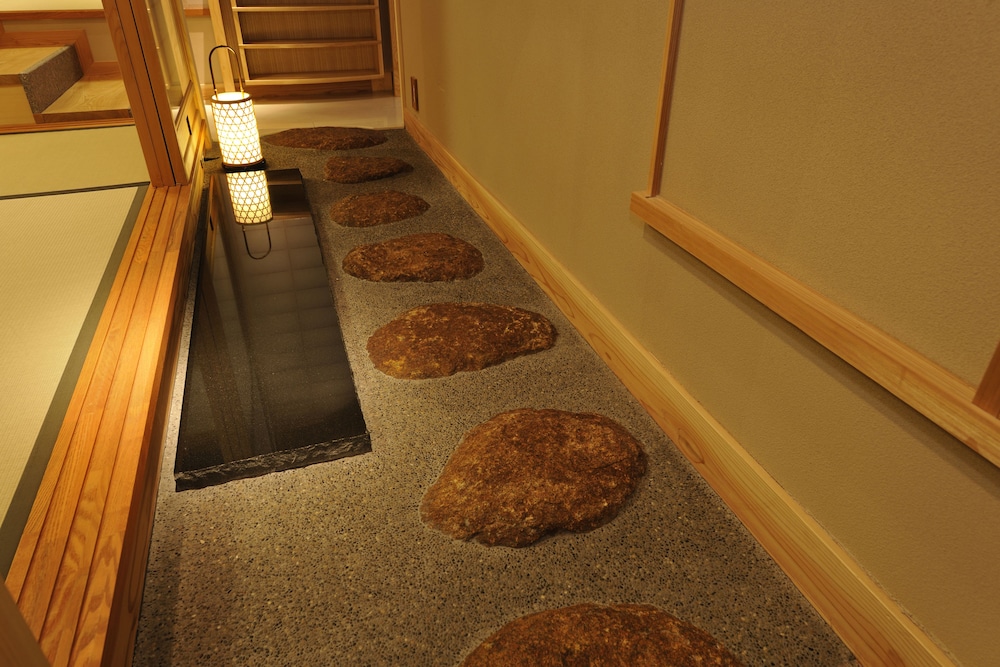 Luxury Japanese Suite "SHOKINTEI" photo 2