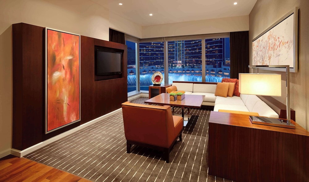 Grand Executive Suite - Photo 5