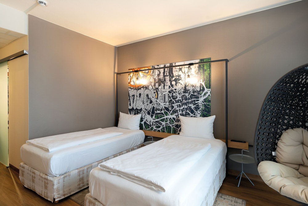 Standard Double Room - Photo 4
