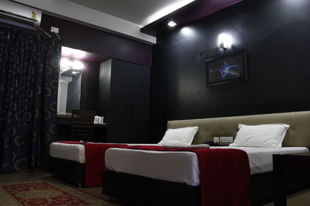 Deluxe King Ac Room photo 1