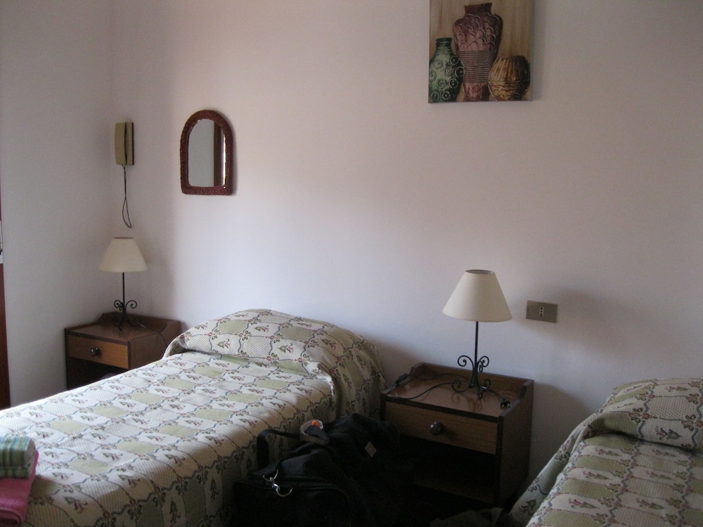 Single Room, Non Smoking, City View photo 3
