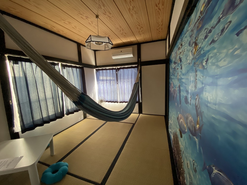 Triple Room E with Hammock and Under Water Pattern Wallpaper, Non Smoking