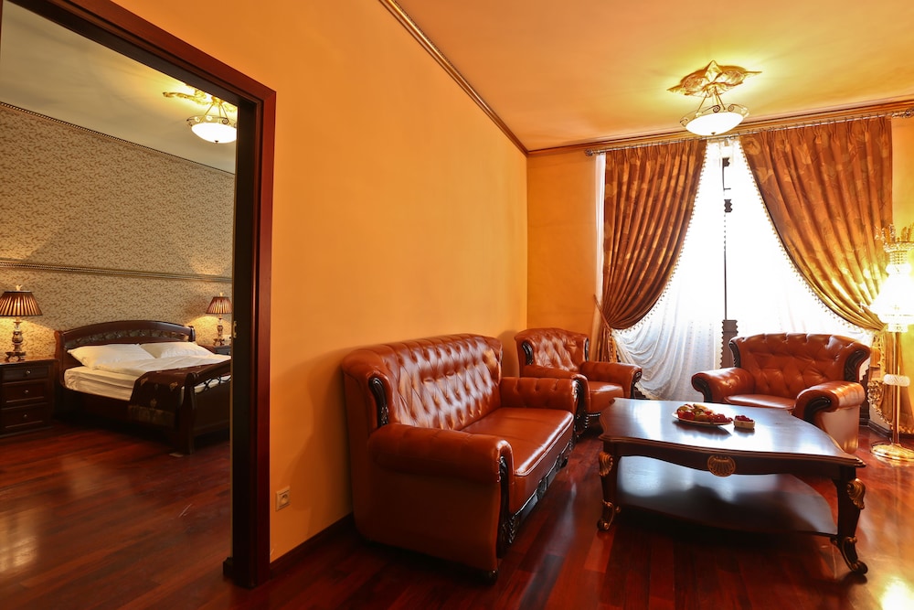 Suite, 1 Bedroom, Park View