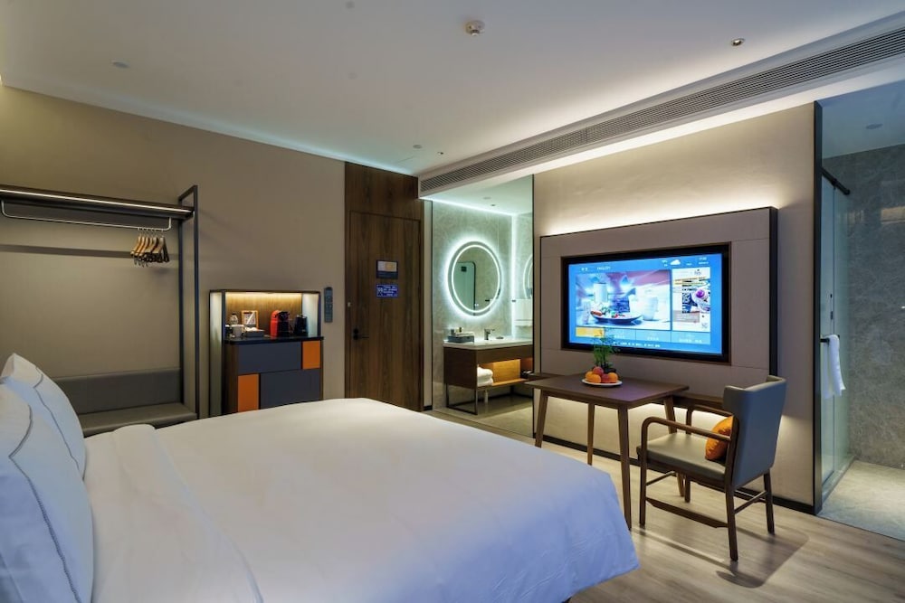 Queen Room with Garden View photo 3