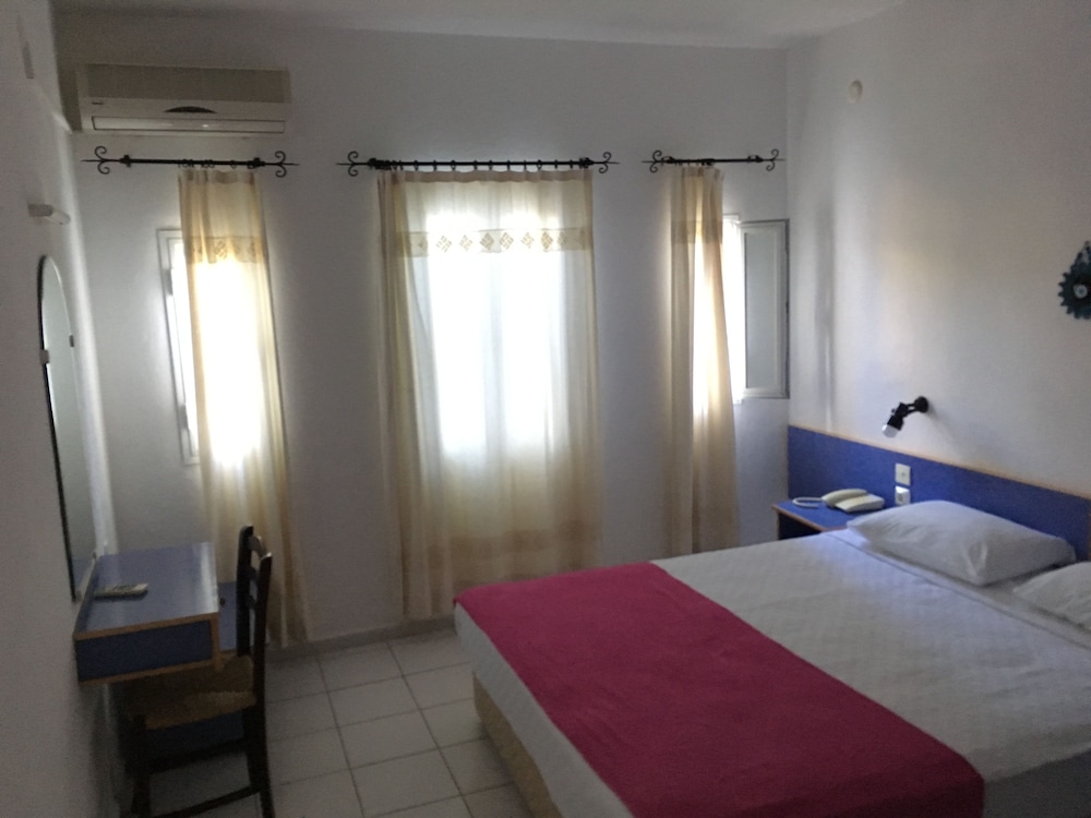 Standard Suite, Garden View - Photo 12