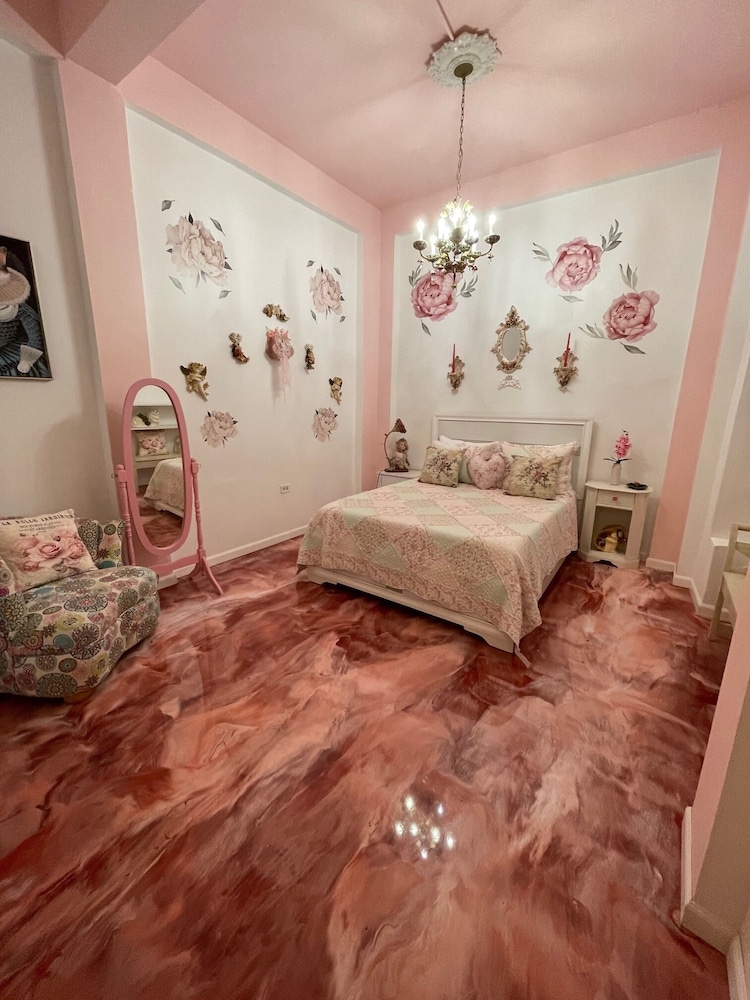 Signature Suite
