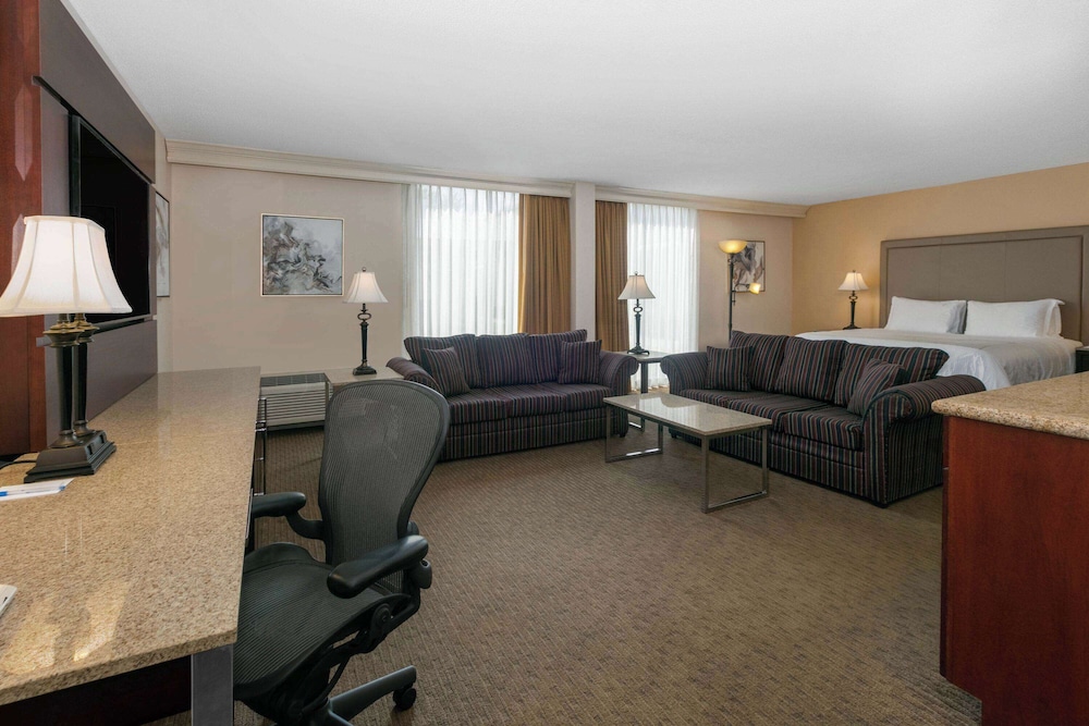 Presidential Suite, 1 King Bed, Non Smoking (Wellness)