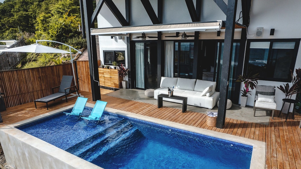 Luxury Villa photo 3