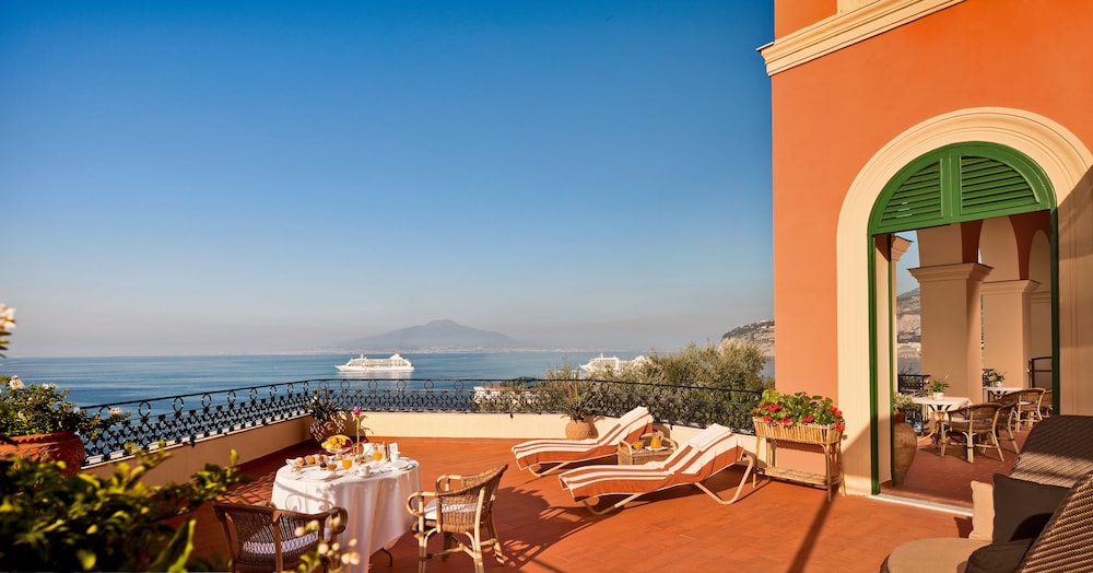 Three Bedroom Suite (Non Smoking)
