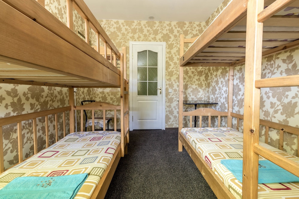 Shared Dormitory, Mixed Dorm (Bed In 4-Bed Dormitory)