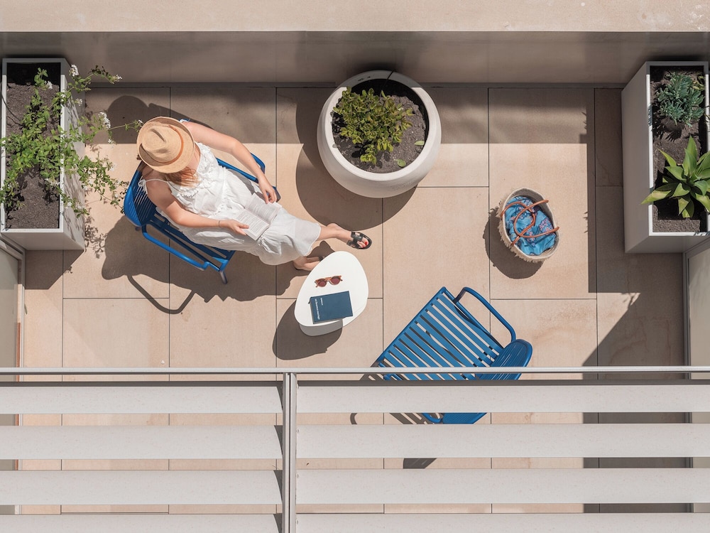 Signature Suite, Balcony, Sea View - Photo 6