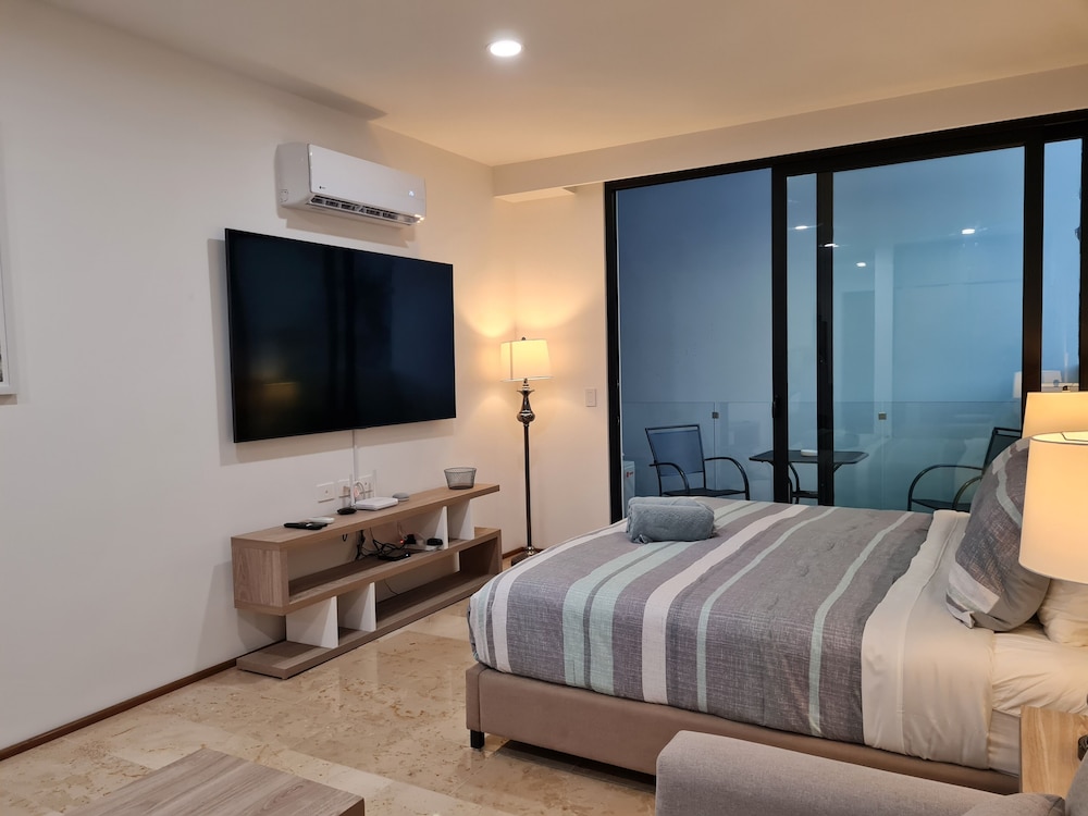 Basic Apartment photo 1