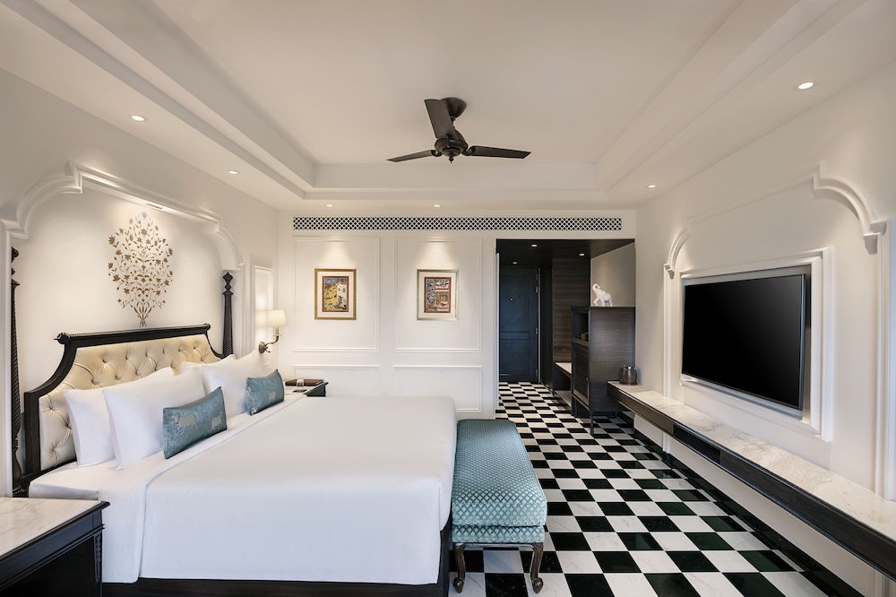 Premium King Room With Private Terrace - Photo 5
