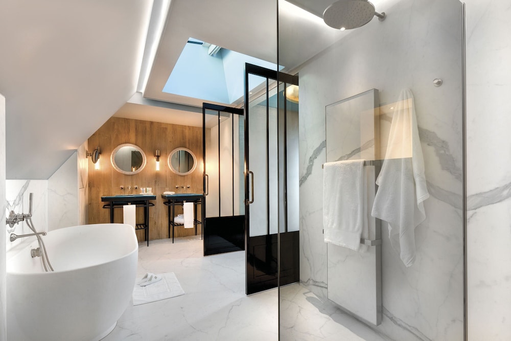 Suite Eiffel photo 2