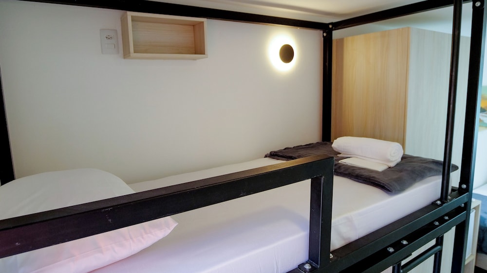 quarto hostel misto