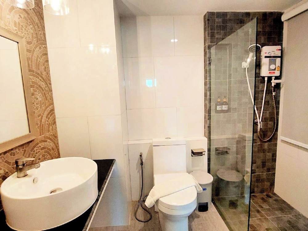 Exclusive Studio Suite photo 2