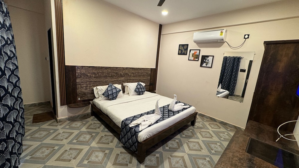 Deluxe Double Room photo 2