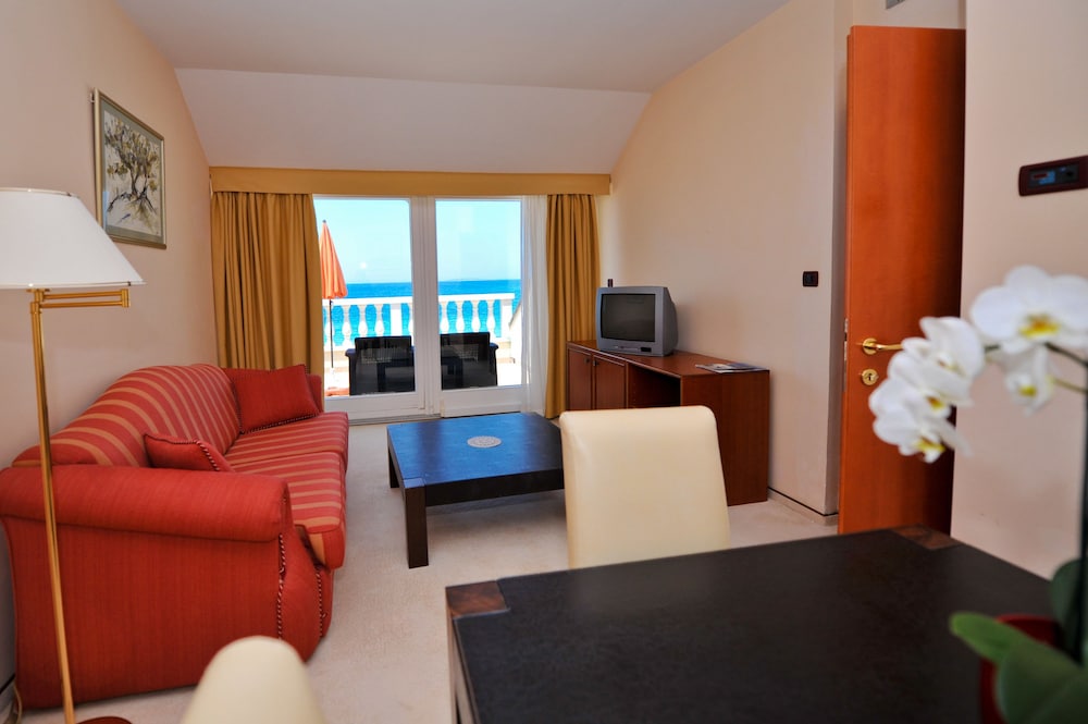 Panoramic Suite, 1 Bedroom, Sea View photo 1
