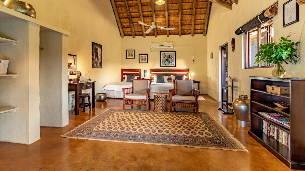 Suite, Garden Area (Triple) photo 1