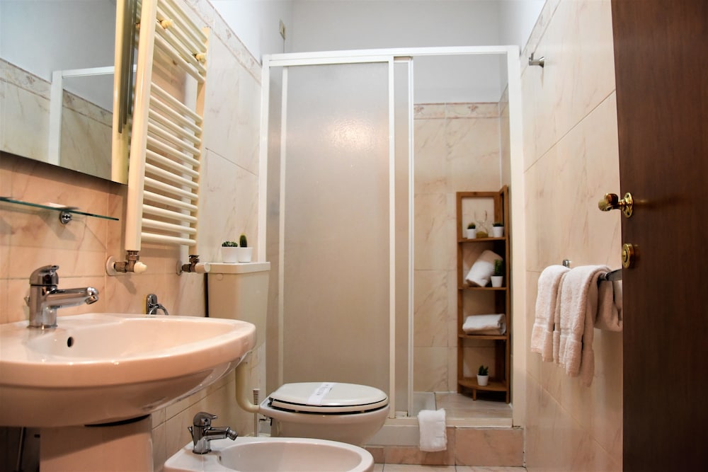 Design Condo photo 1