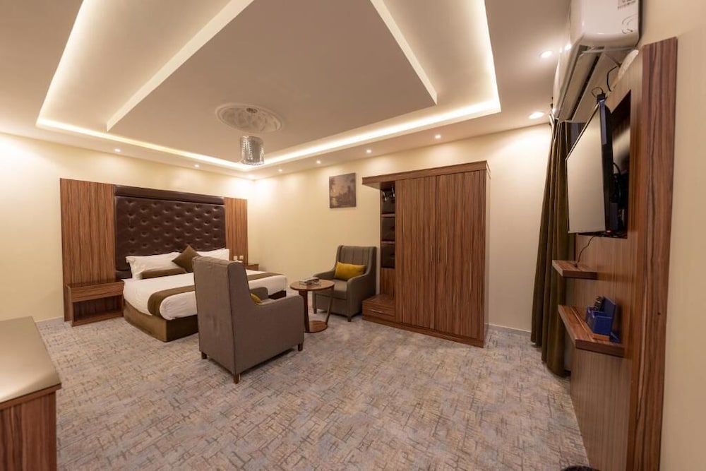 Junior Room