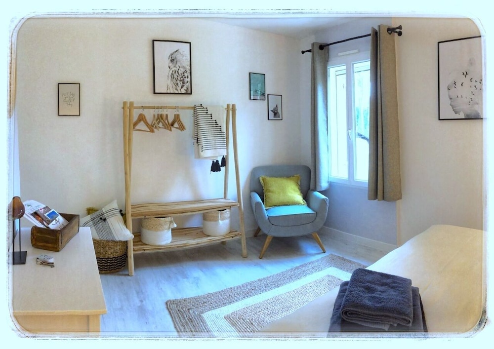 Classic Double Room, Pool View photo 3