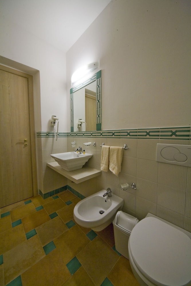 Triple Room - Photo 3