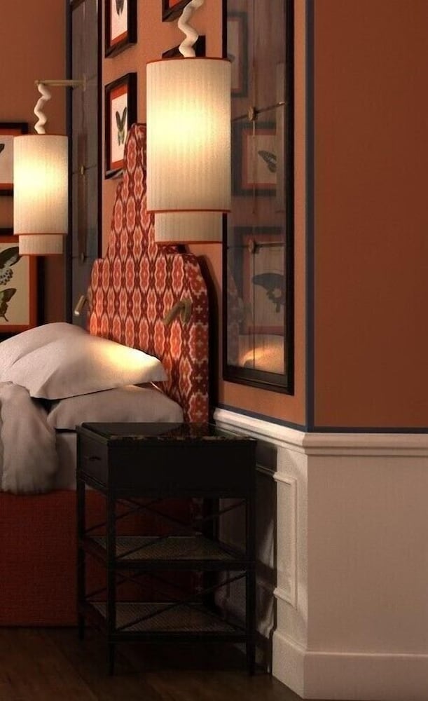Suite, Balcony