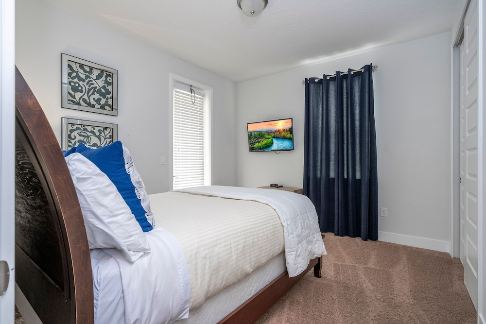 Enchanting Encore Escape 8BR Oase Nær Disney Magi, Billede 12