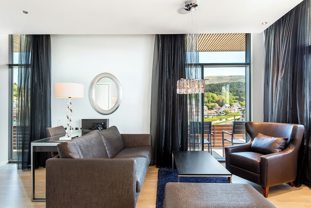 Suite, Non Smoking (King) photo 3