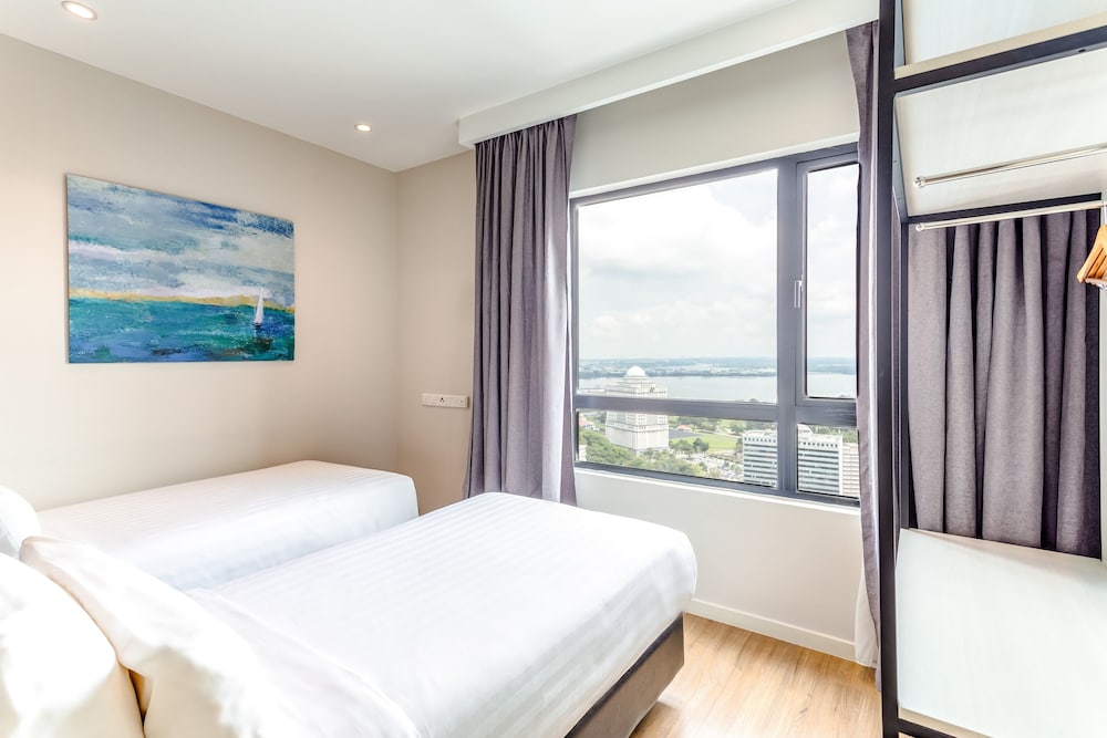 Executive Suite, 3 Bedrooms photo 3